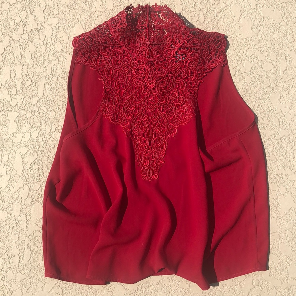 High neck lacey blouse